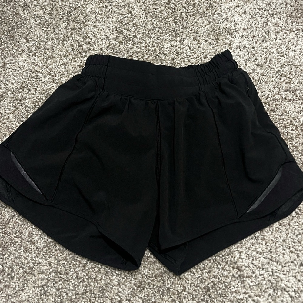 Lululemon Athletica Black Athletic Shorts Hottie Hot 4”